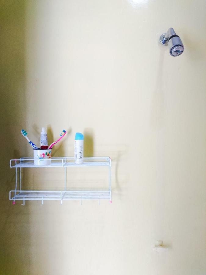 Apartamento Srikaloka 12 Kostel - For Female And Couple Yogyakarta Exterior foto